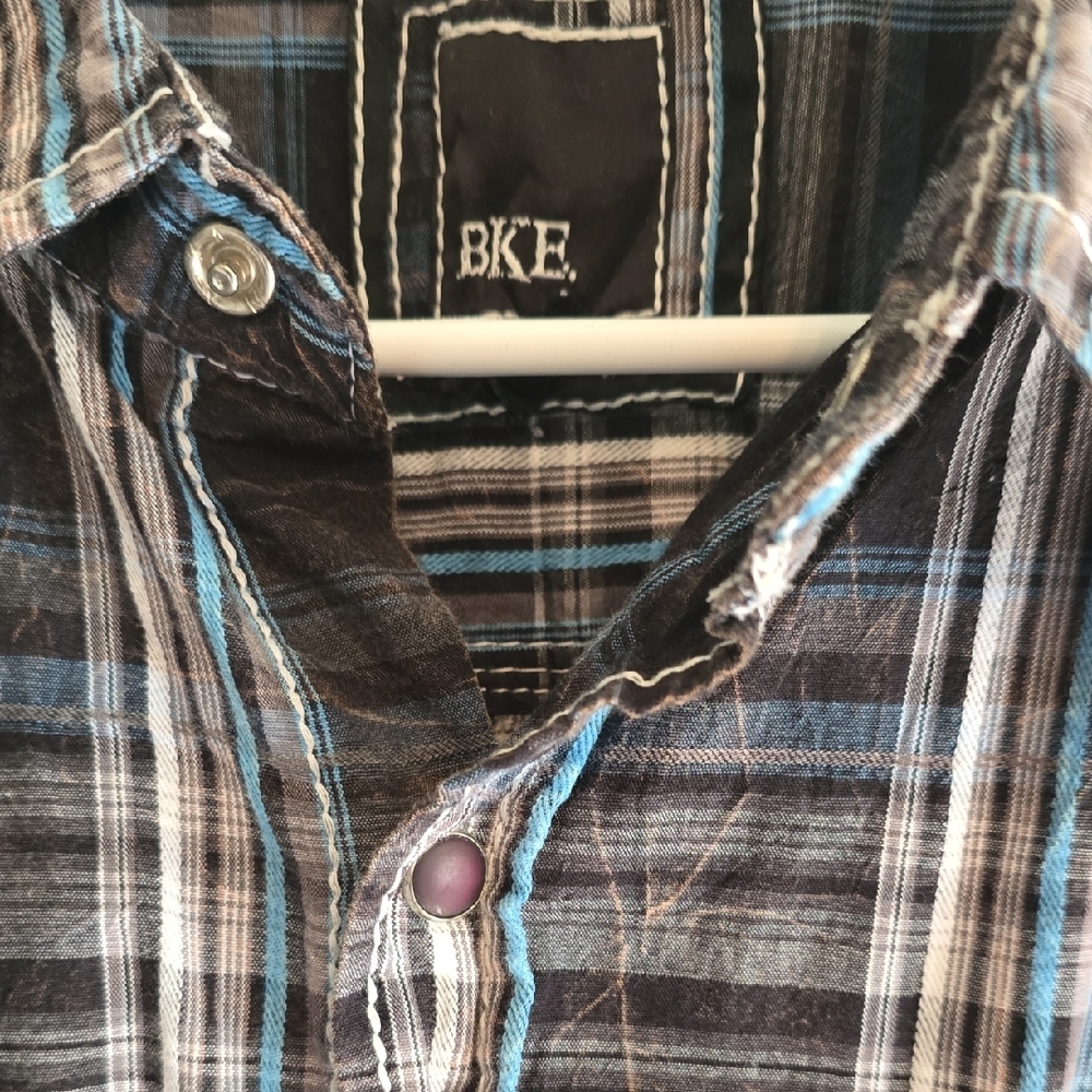 BKE Black, Blue, and White Plaid Casual Button Down Shirt Mens Size Large